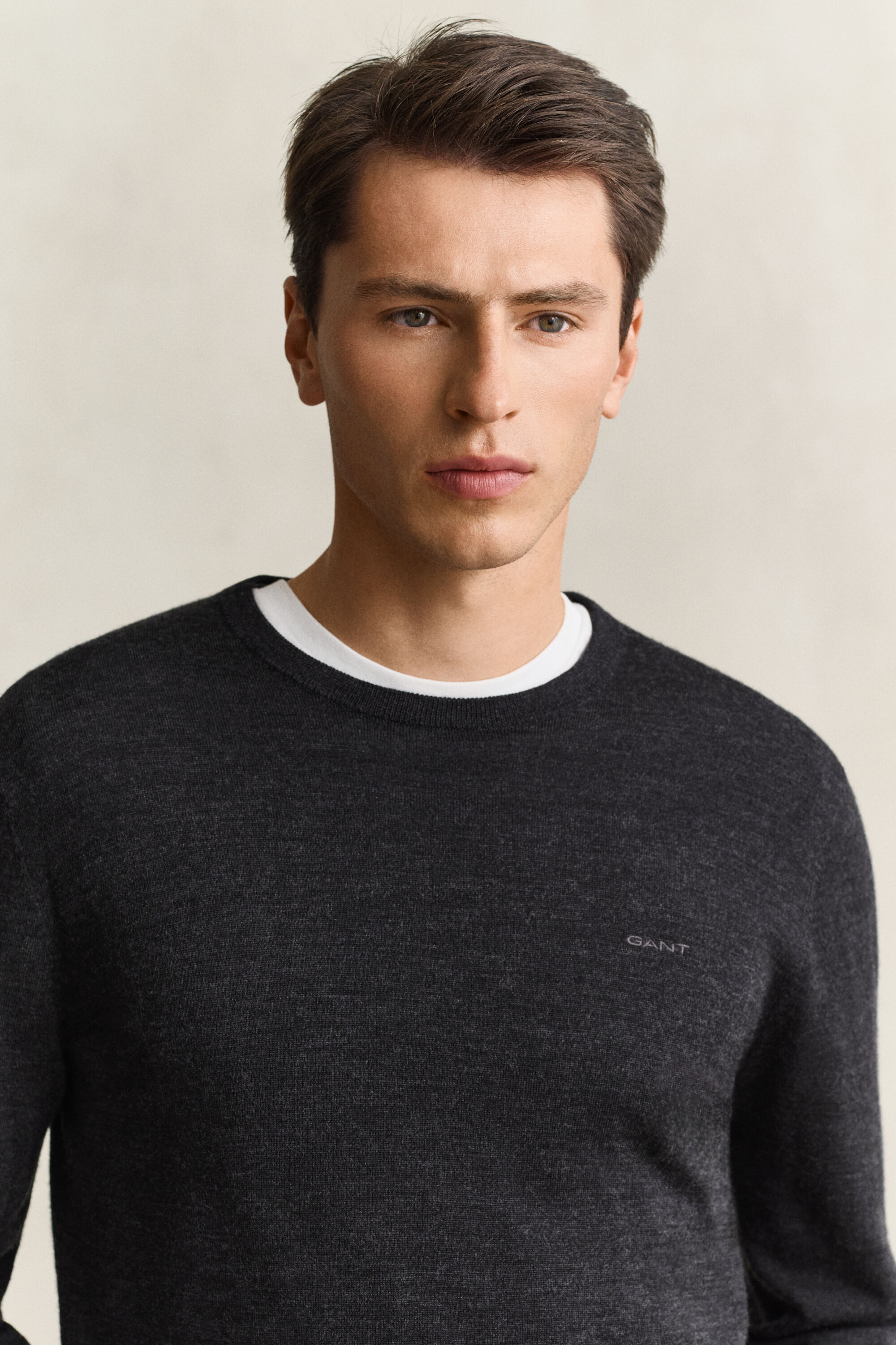 Jersey de lana merino con cuello redondo