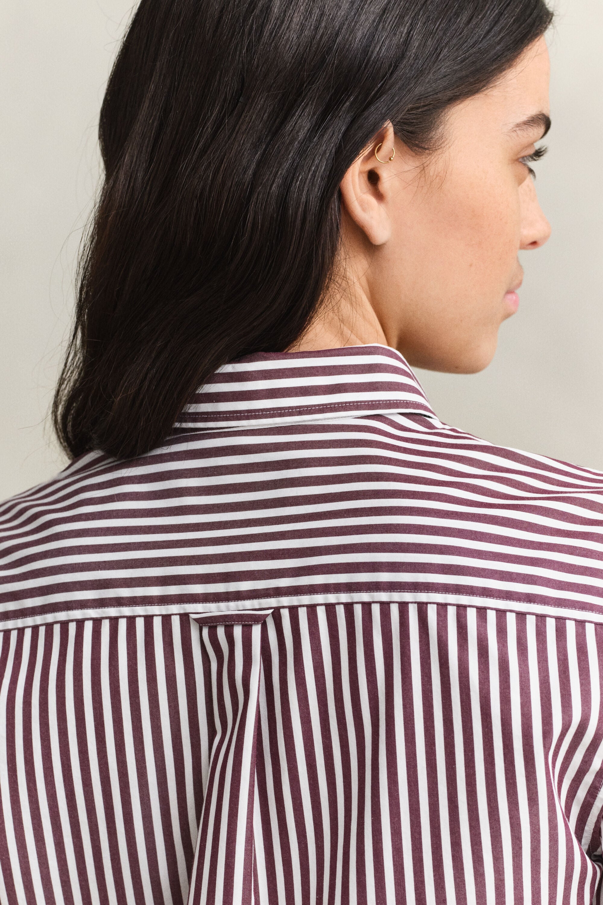 Camisa Regular Fit clásica de popelina a rayas