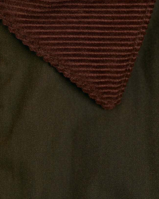 Chaqueta encerada de largo medio