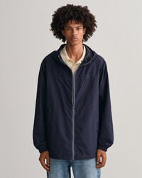 Chaqueta ligera con capucha