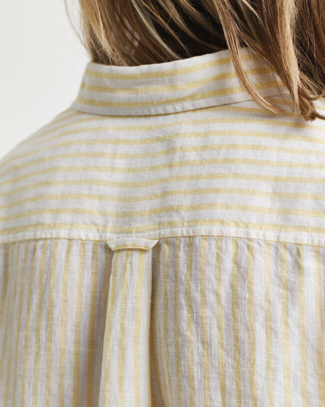 Camisa Regular Fit de lino a rayas