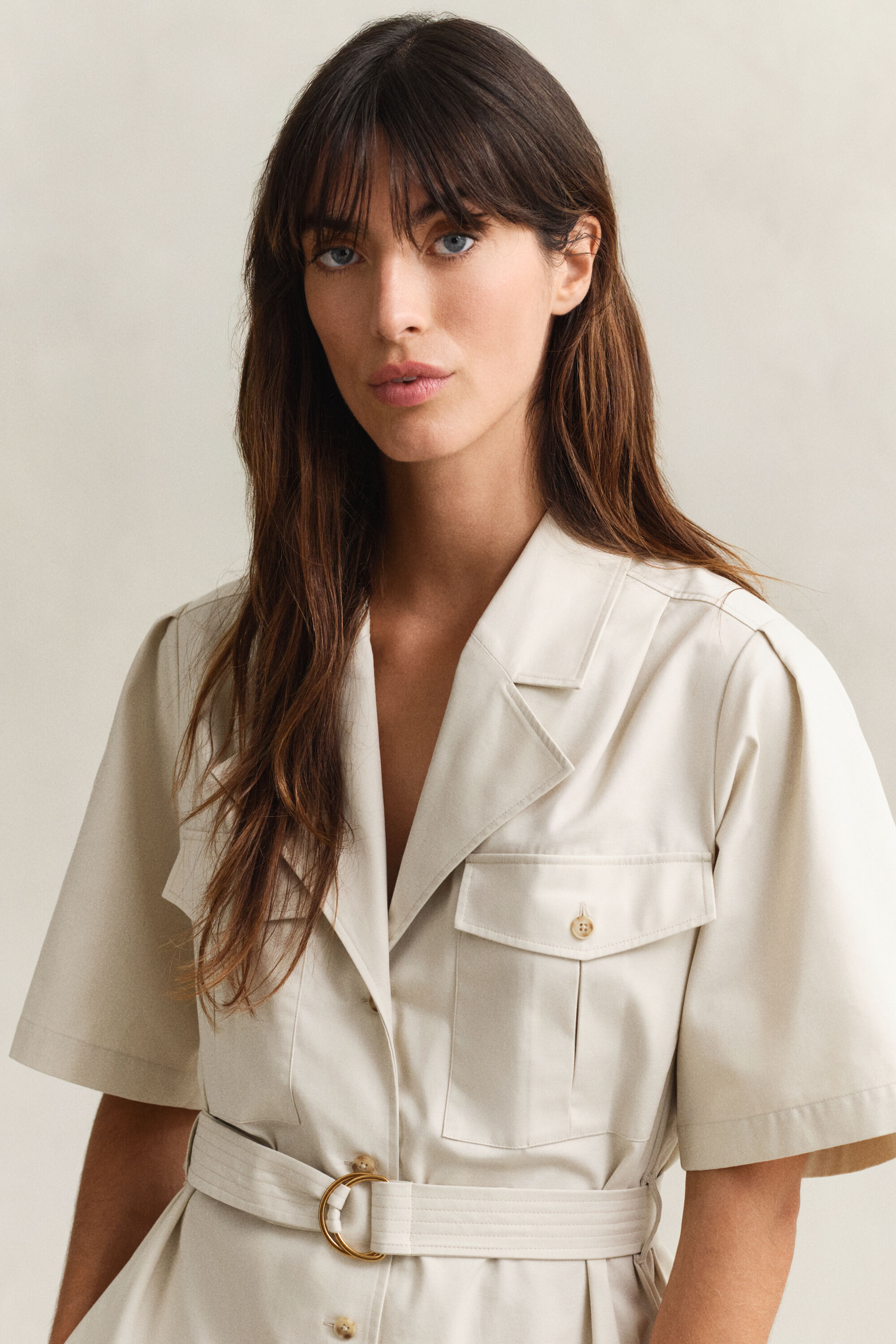 Vestido utilitario con cinturón