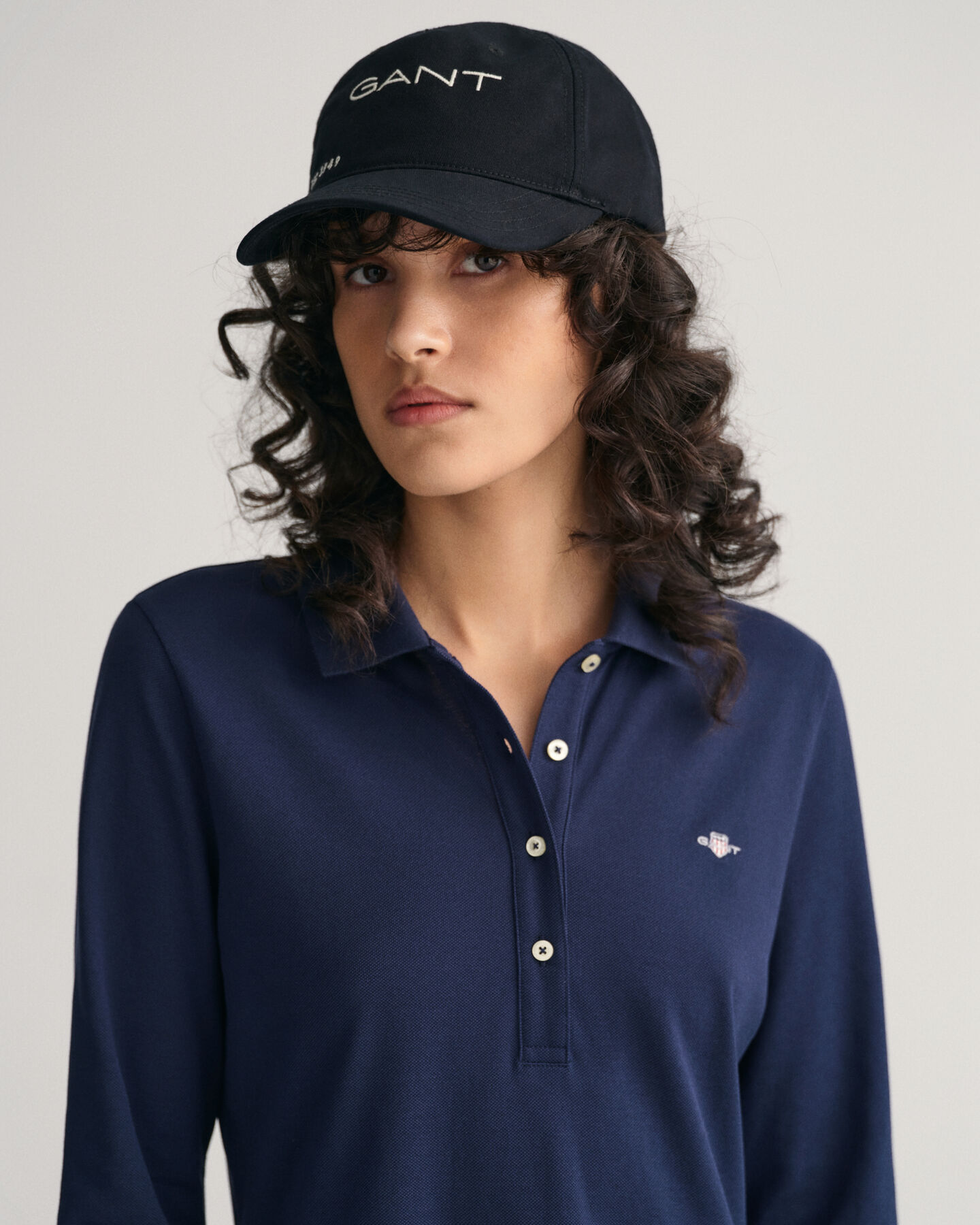 Vestido de piqué y manga larga Shield