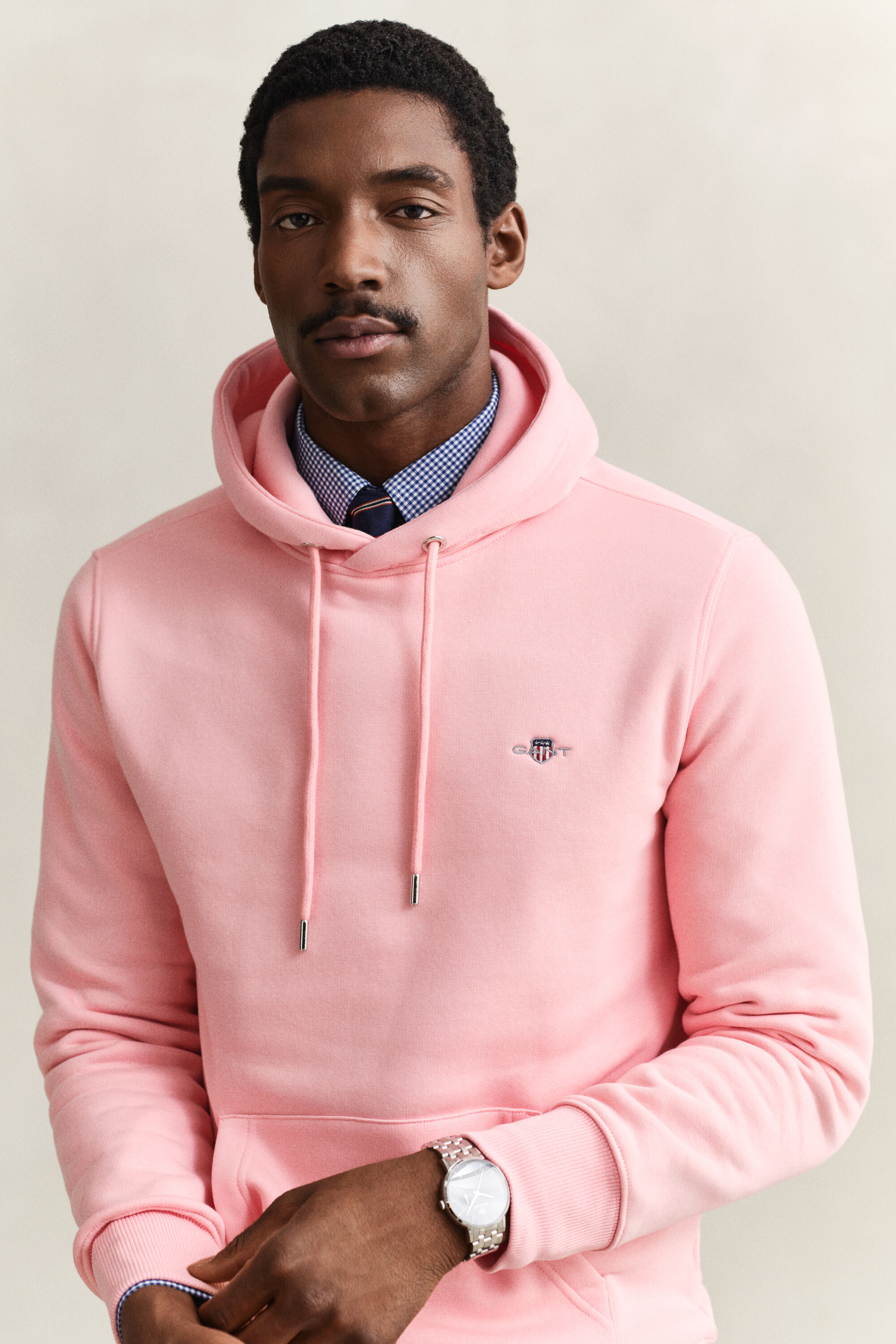 Sudadera con capucha Shield