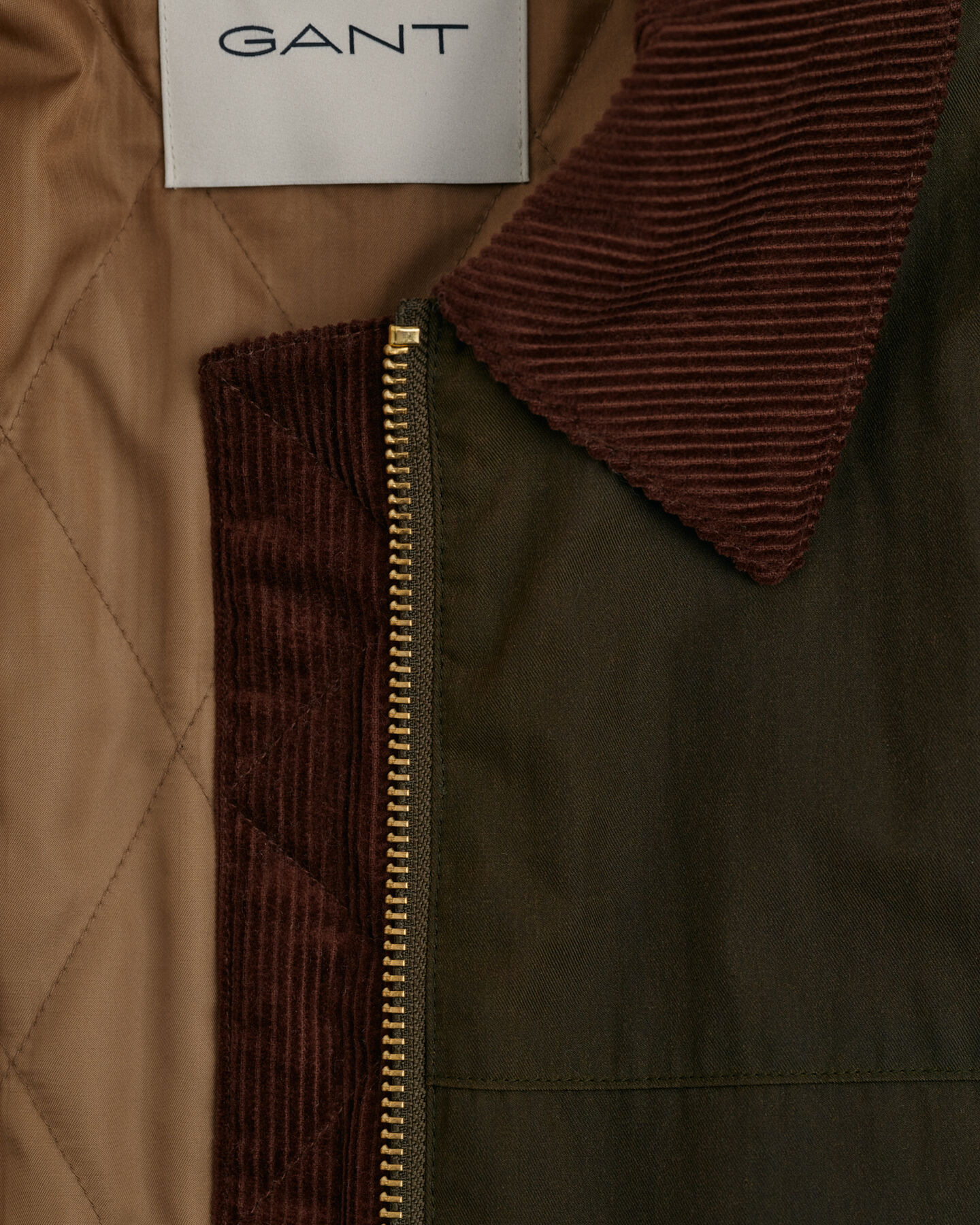 Chaqueta encerada de largo medio