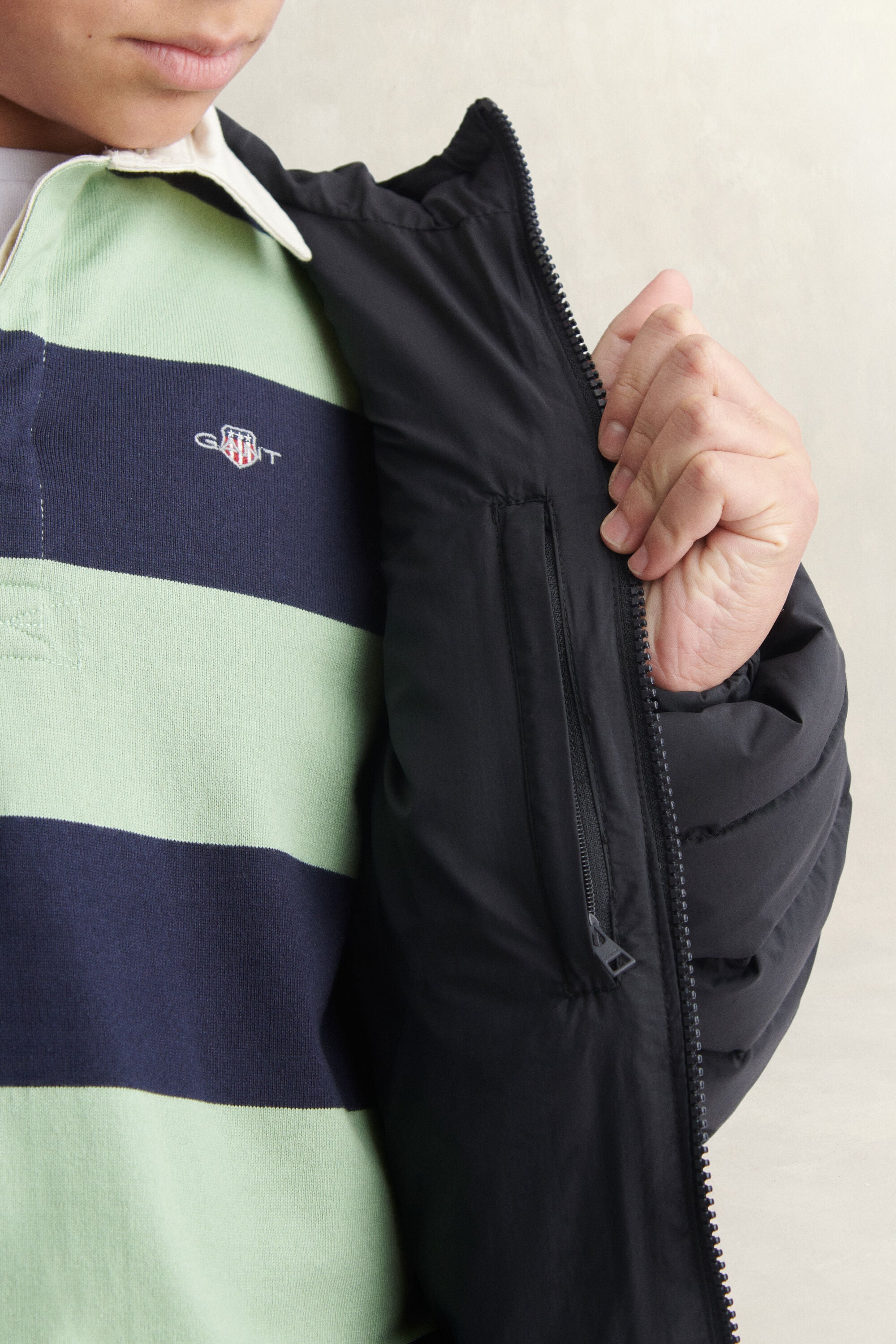 Chaqueta de plumón ligera con capucha Teen Boys