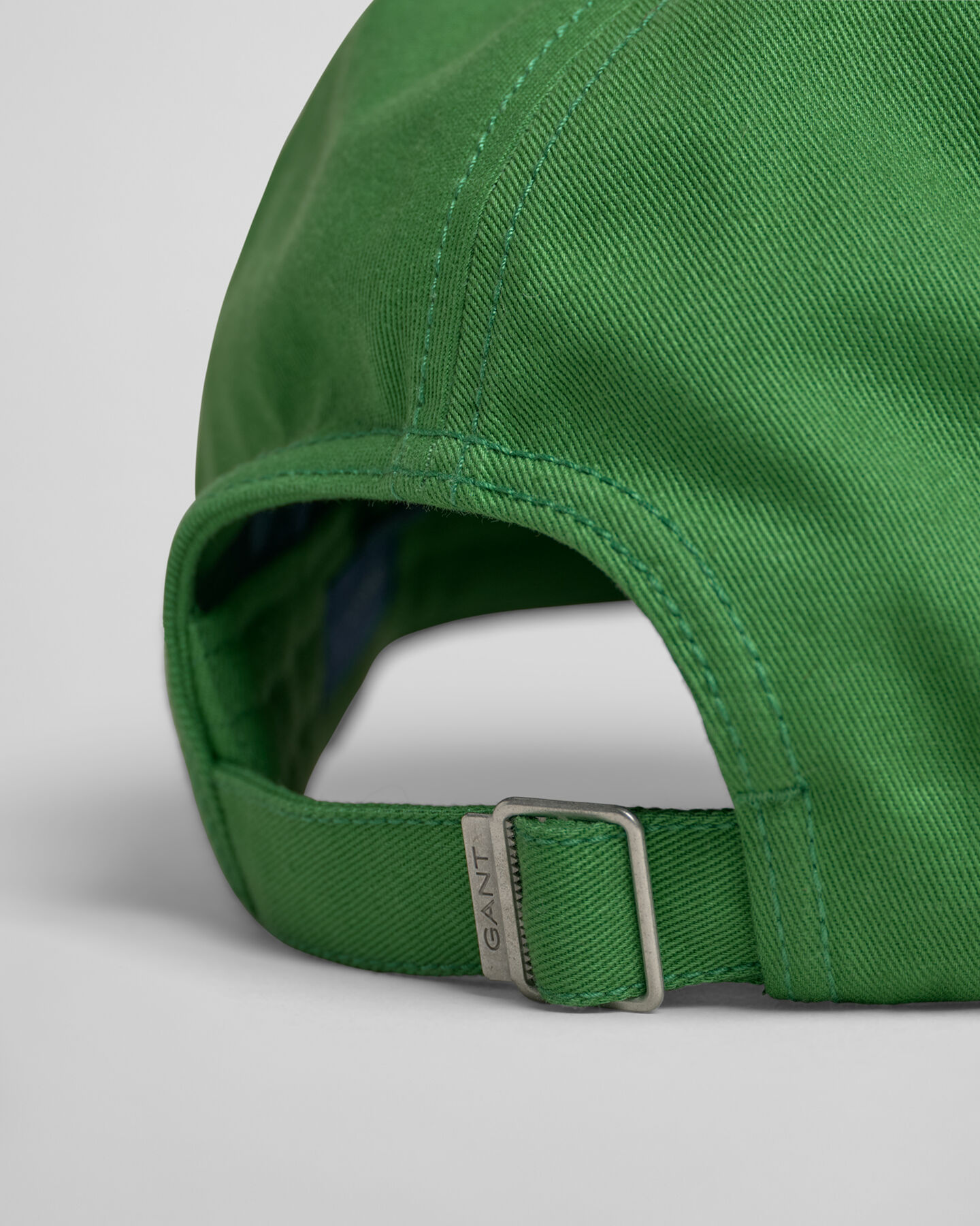 Gorra de sarga de algodón de perfil alto