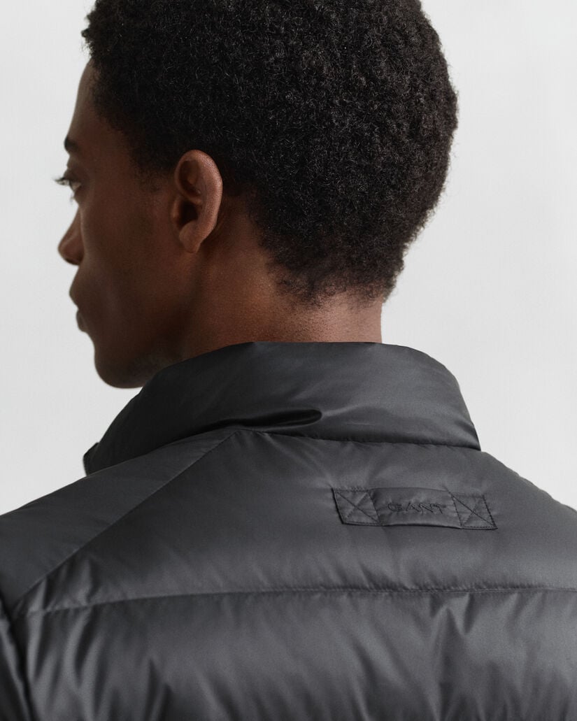 Chaqueta de plumón ligera