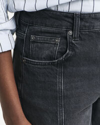 Vaqueros Relaxed Fit con costuras rectas