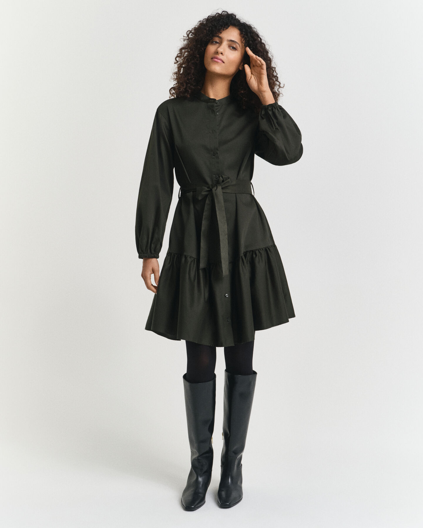 Vestido de manga larga en satén de algodón