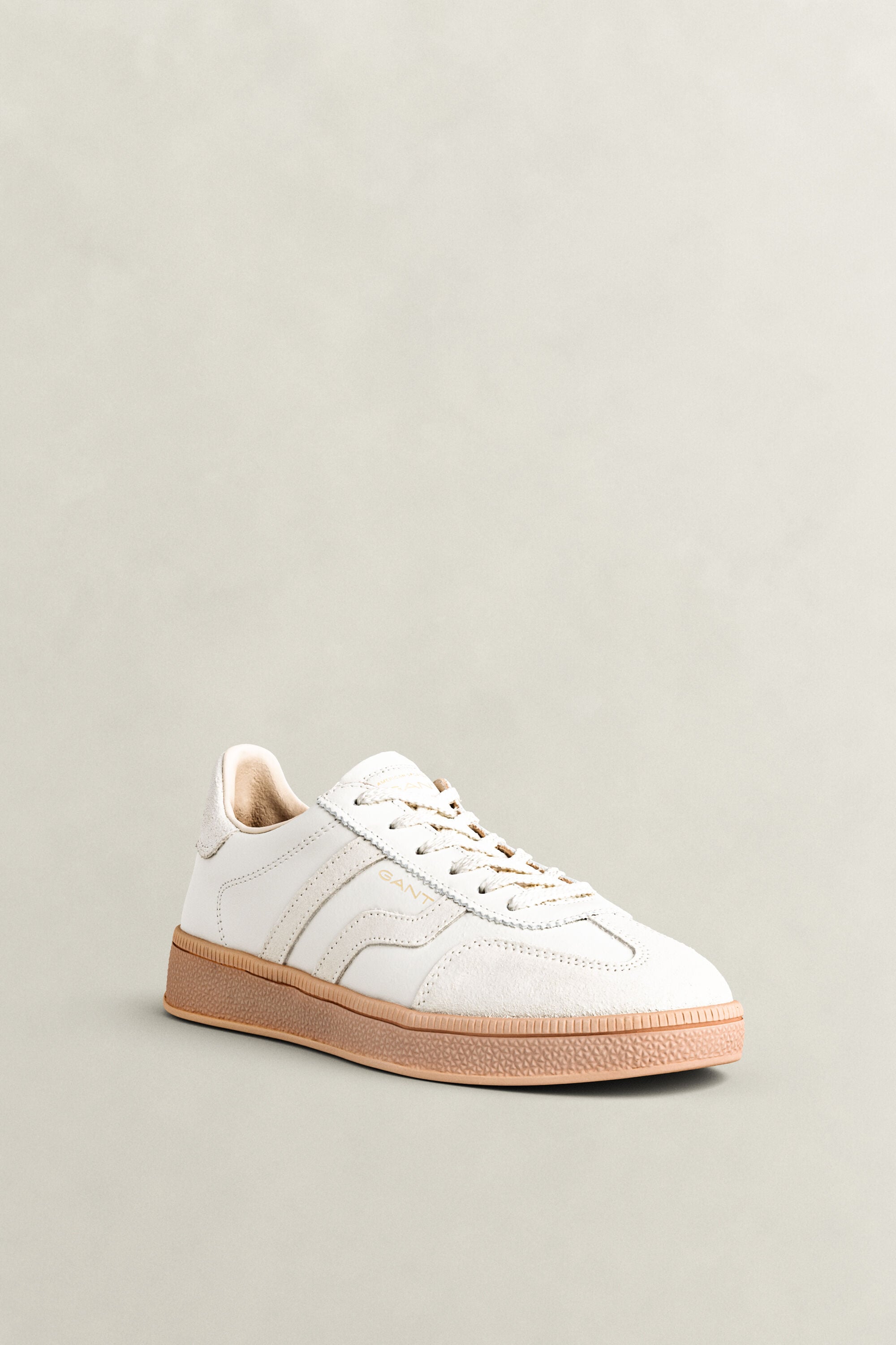 Zapatillas de piel y ante Cuzima