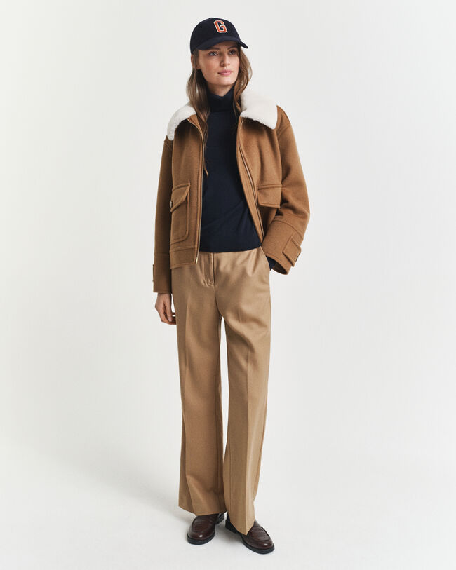 Jersey de lana merino extrafina con cuello de cisne