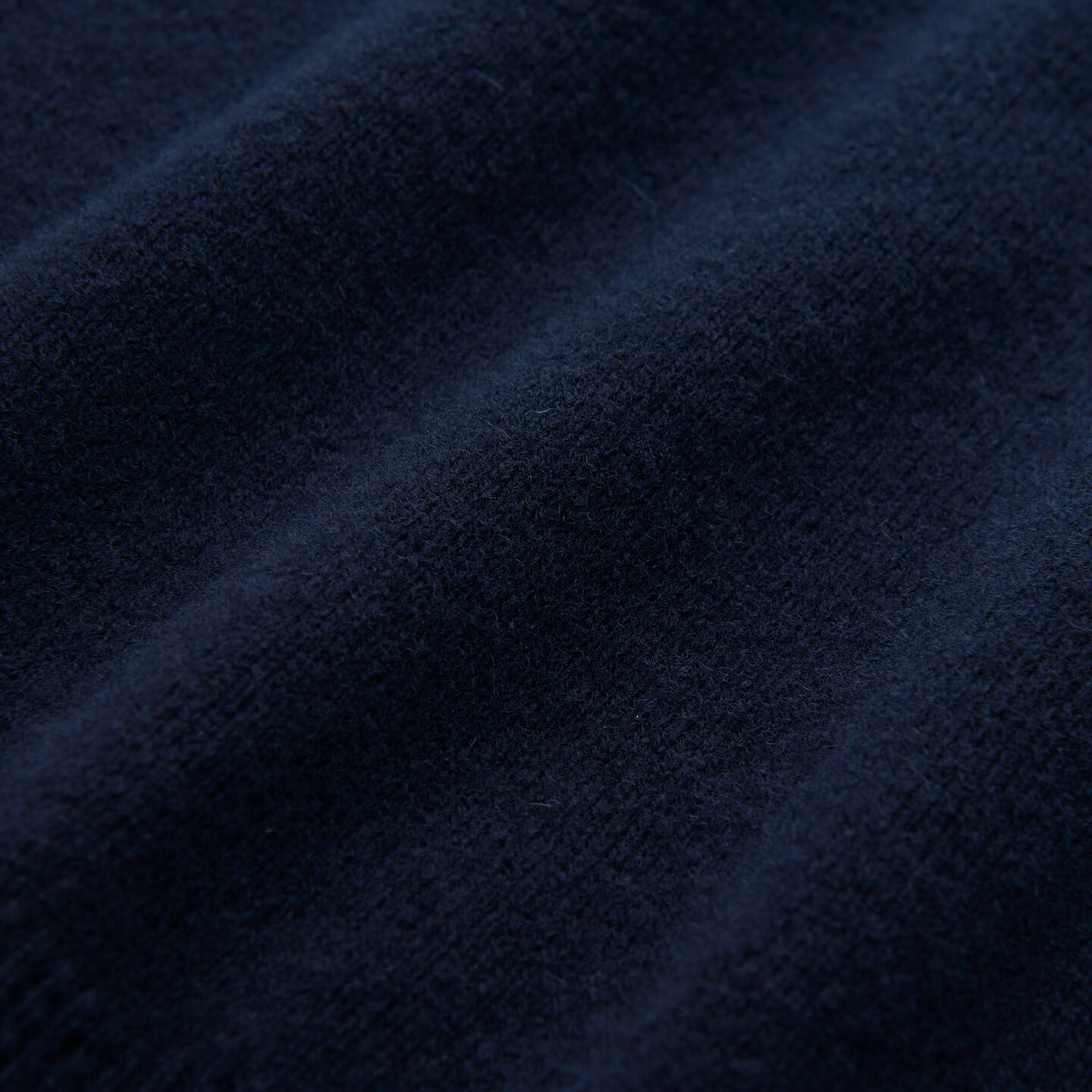 Jersey de cuello redondo en lana de oveja muy fina