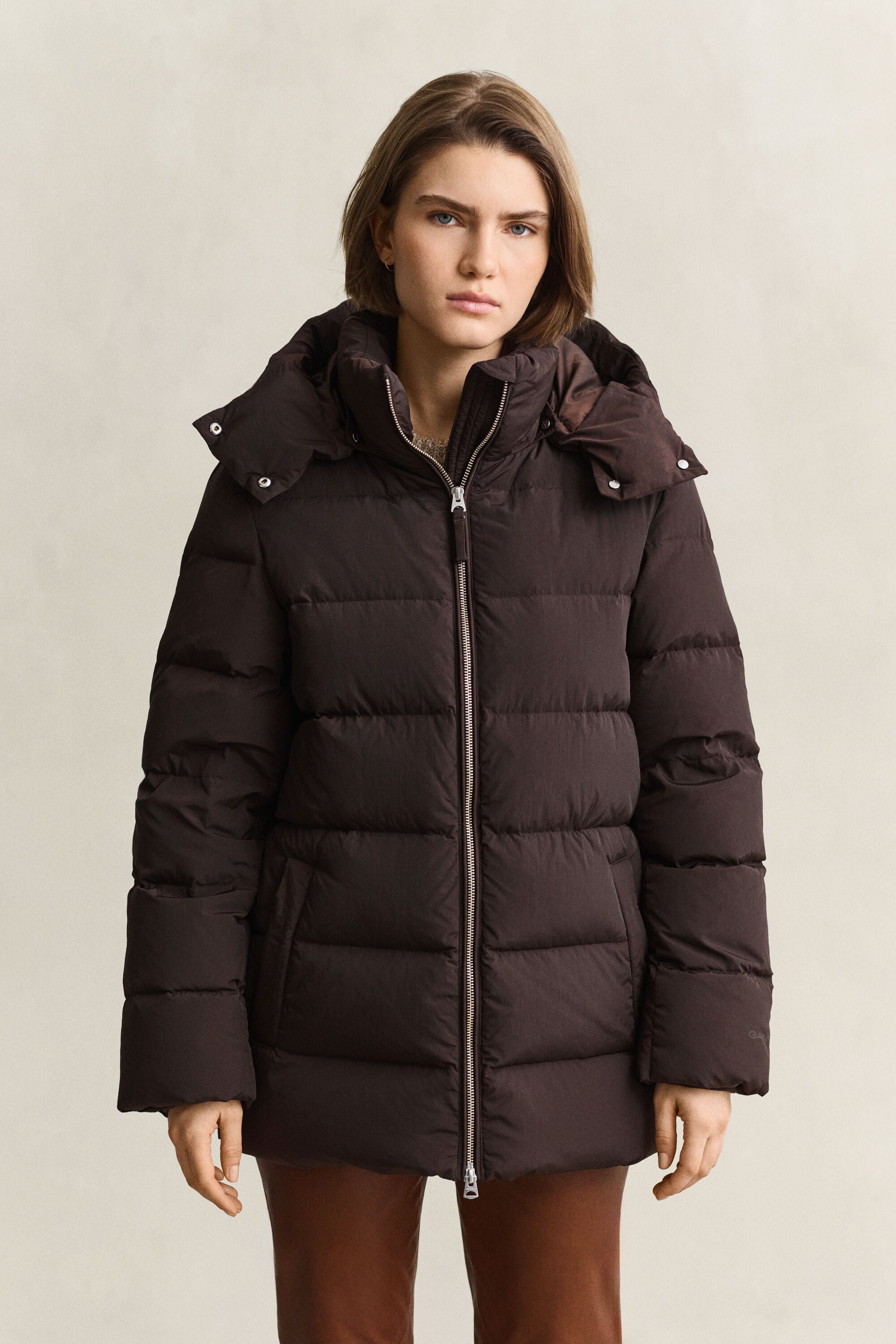 Chaqueta de plumón de largo medio