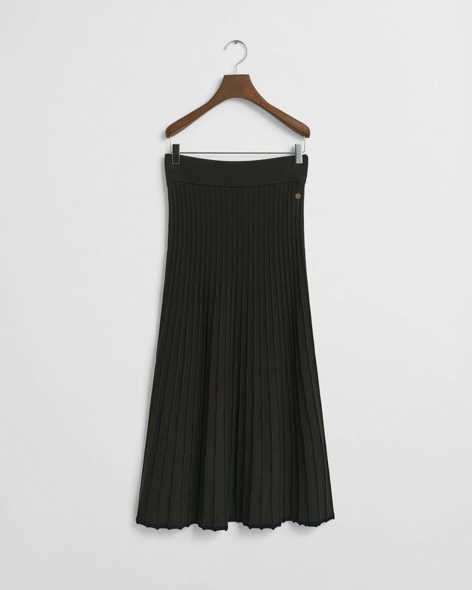 Falda de punto acanalado en contraste