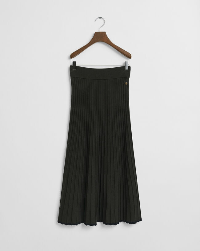 Falda de punto acanalado en contraste