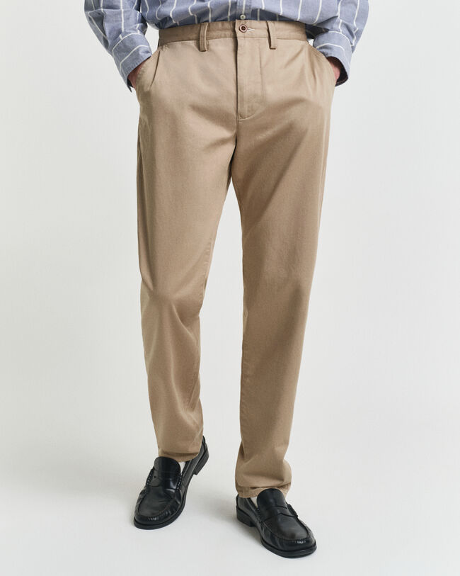 Pantalones chinos Regular Fit de sarga