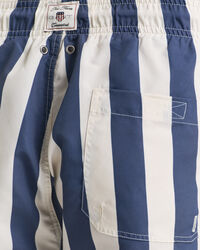 Bañador con rayas en bloque