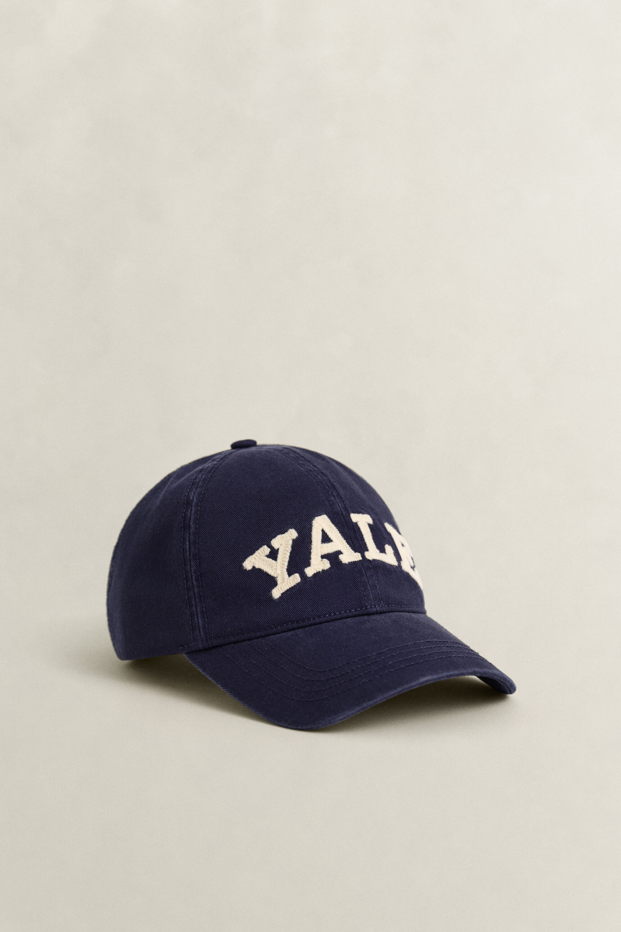 Gorra de sarga de algodón Gant x Yale
