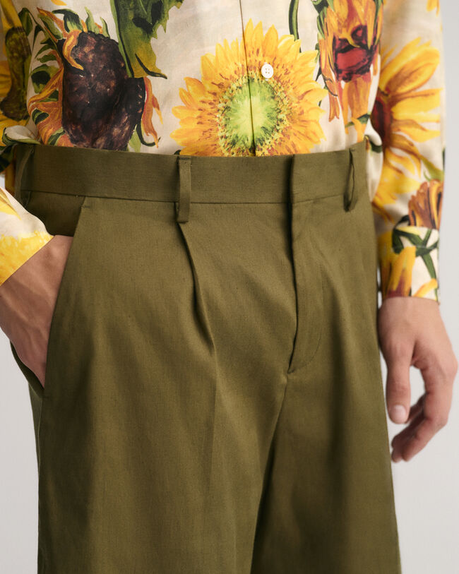 Pantalones cortos de traje en algod&oacute;n y lino