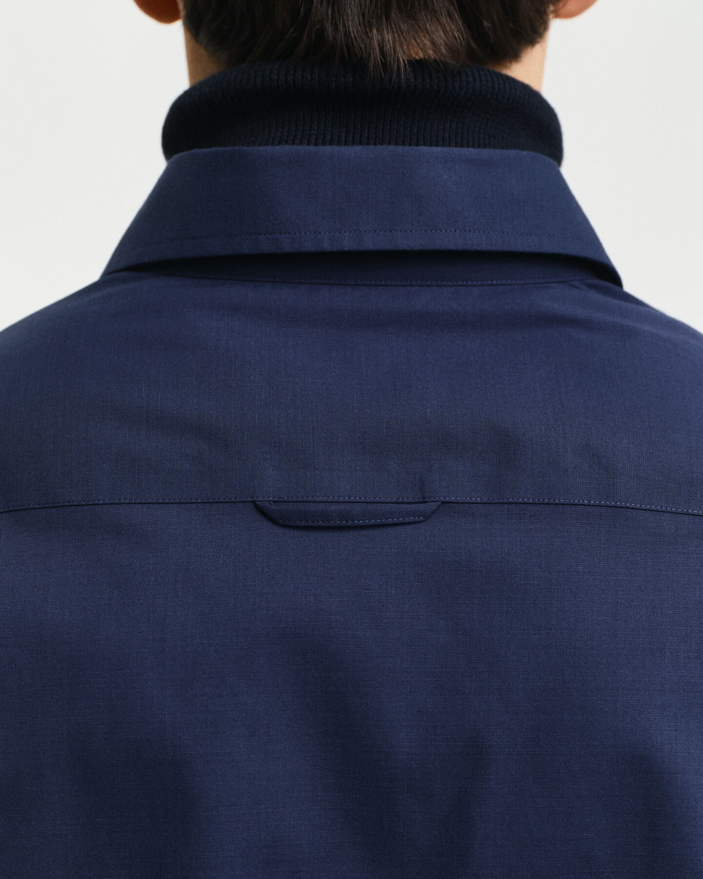 Camisa Slim Fit de popelina el&aacute;stica