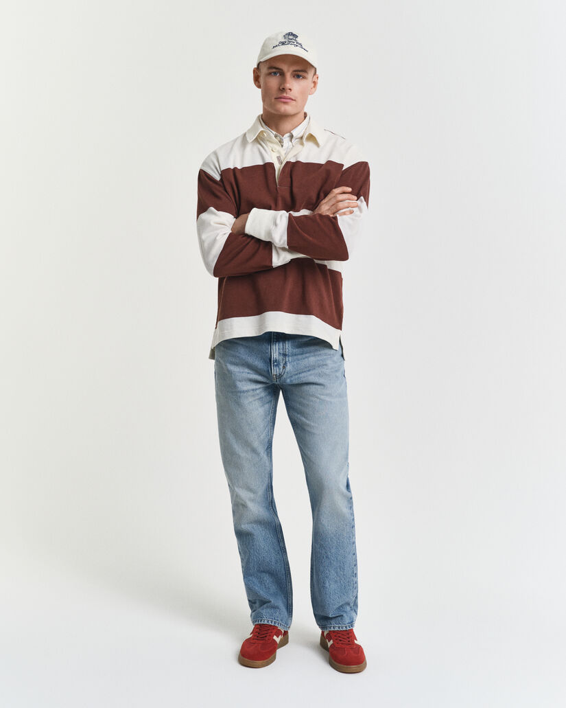 Vaqueros bootcut con lavado vintage