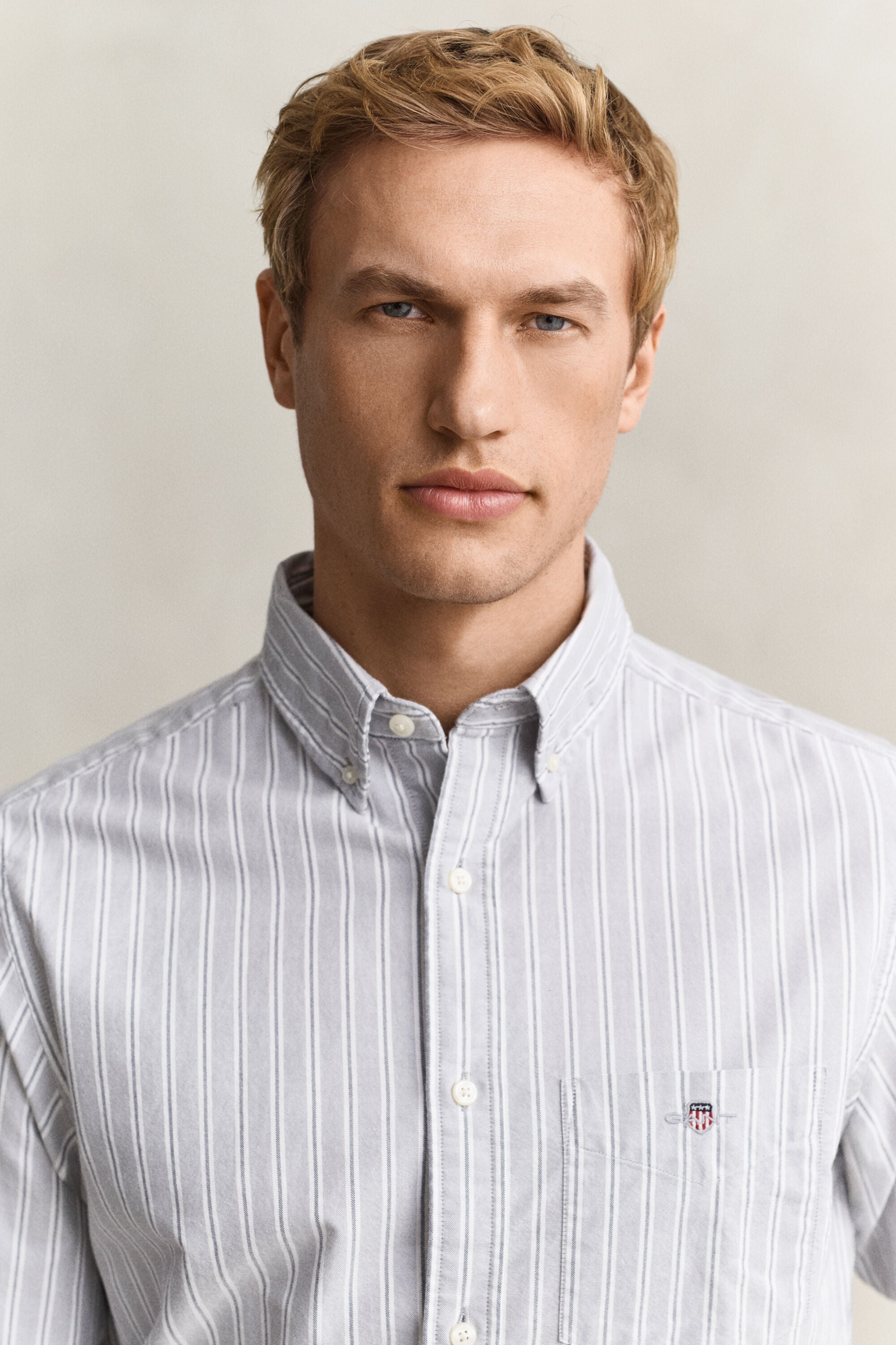 Camisa Oxford clásica a rayas