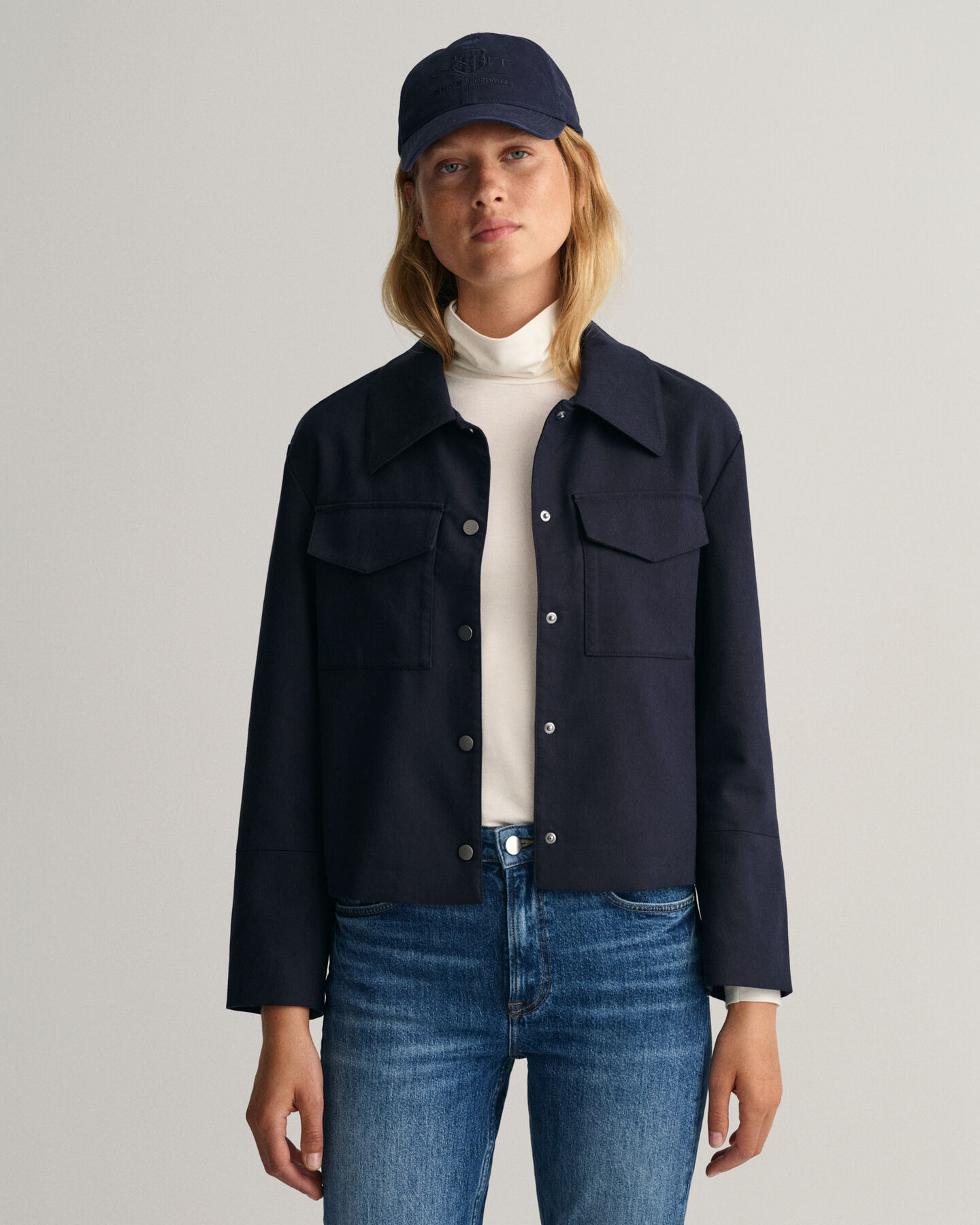 Chaqueta corta tipo americana