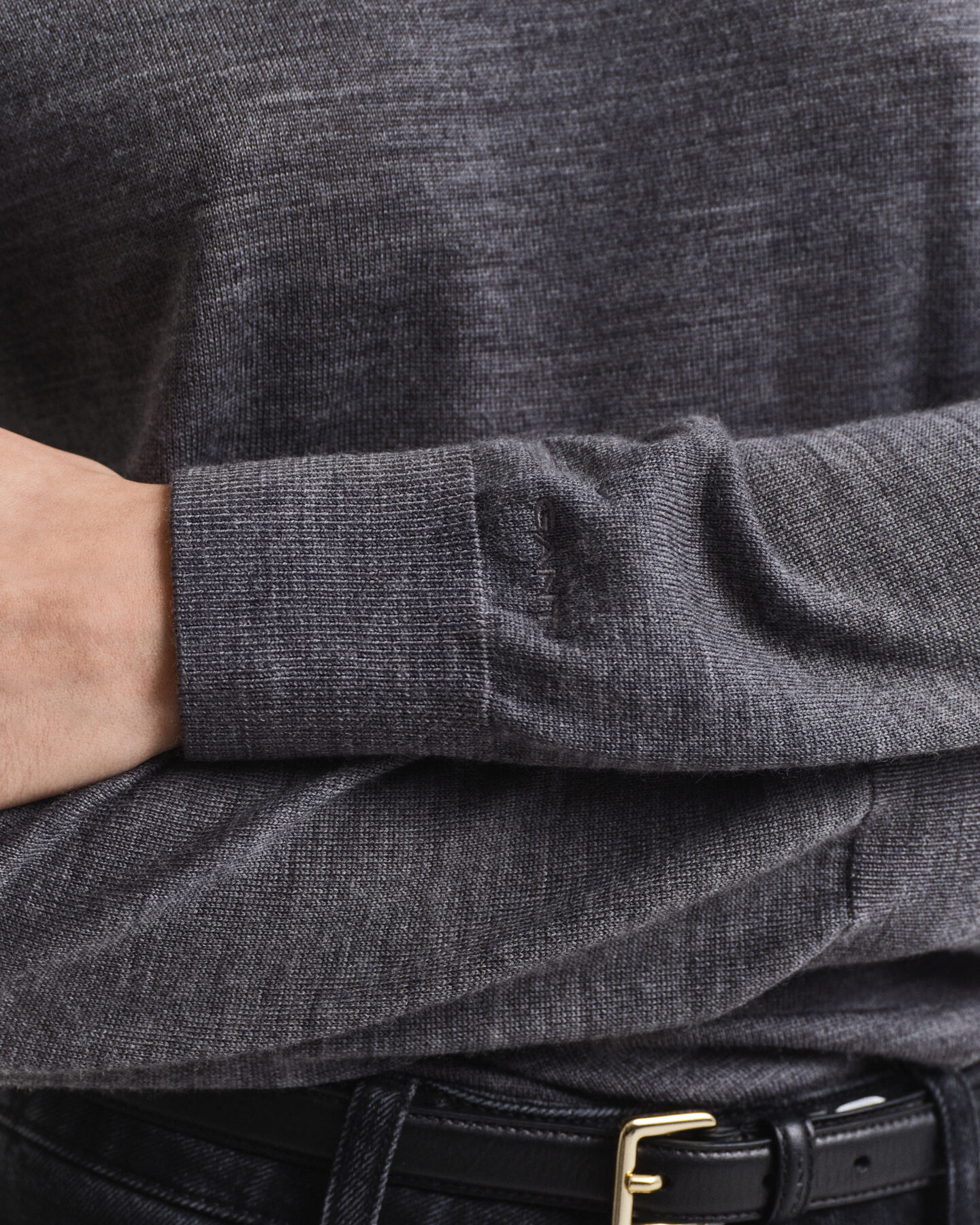 Jersey de lana merino extrafina con cuello de cisne