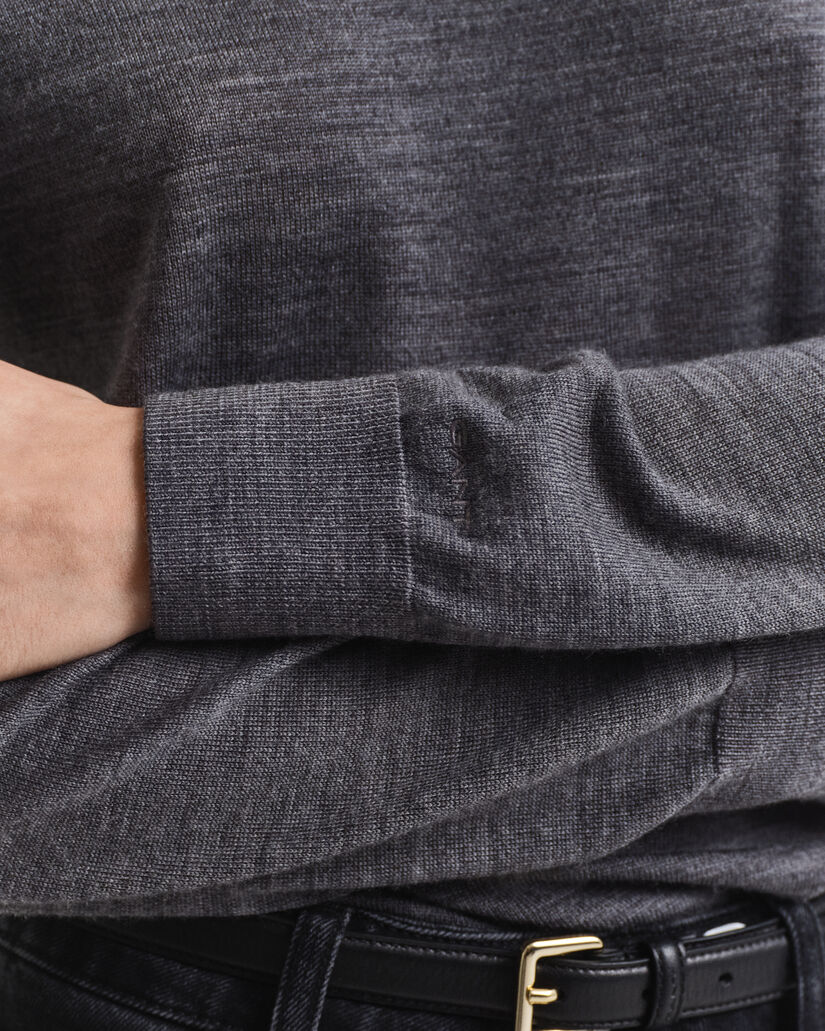 Jersey de lana merino extrafina con cuello de cisne