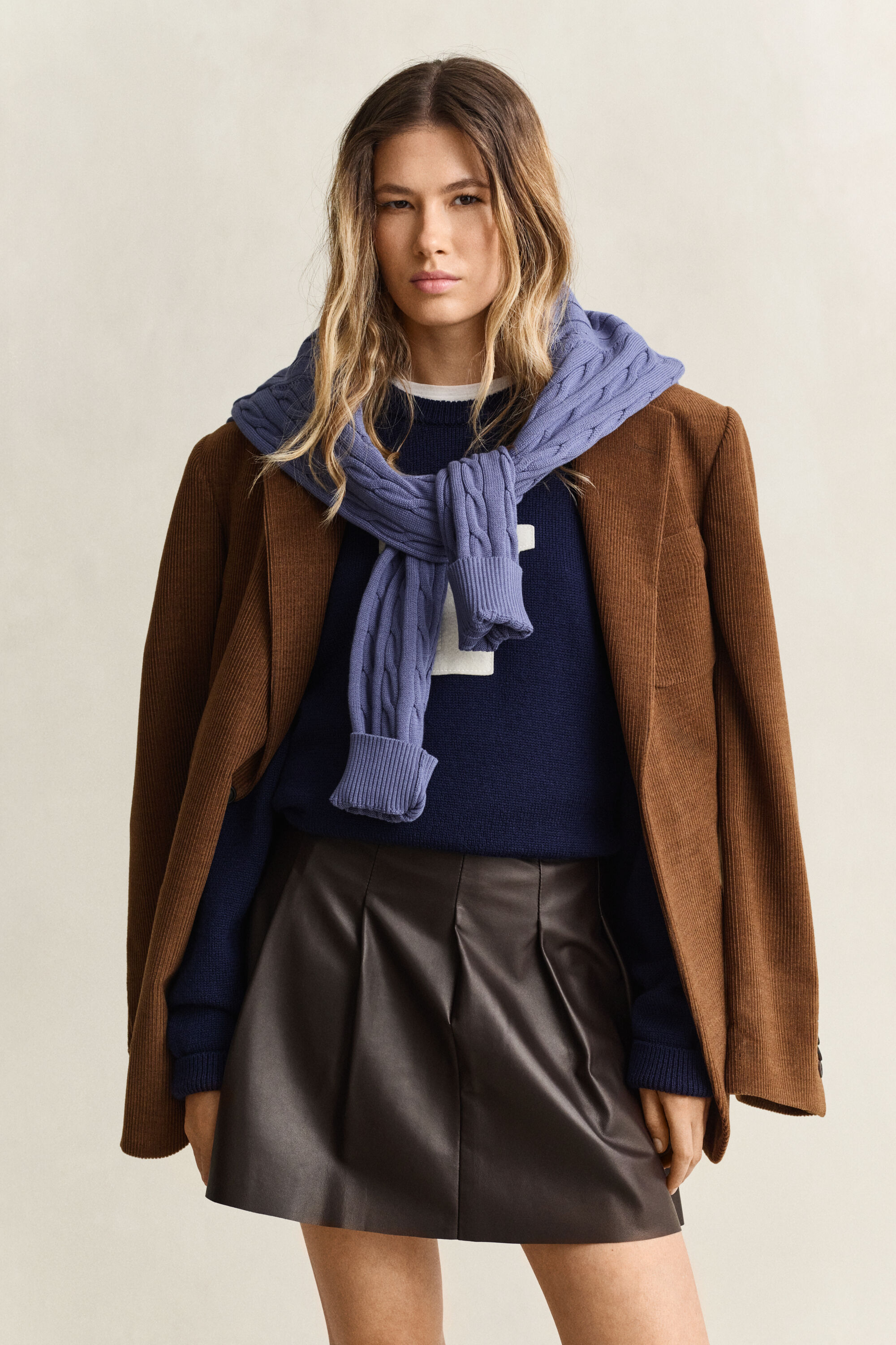 Falda plisada de piel Gant x Yale