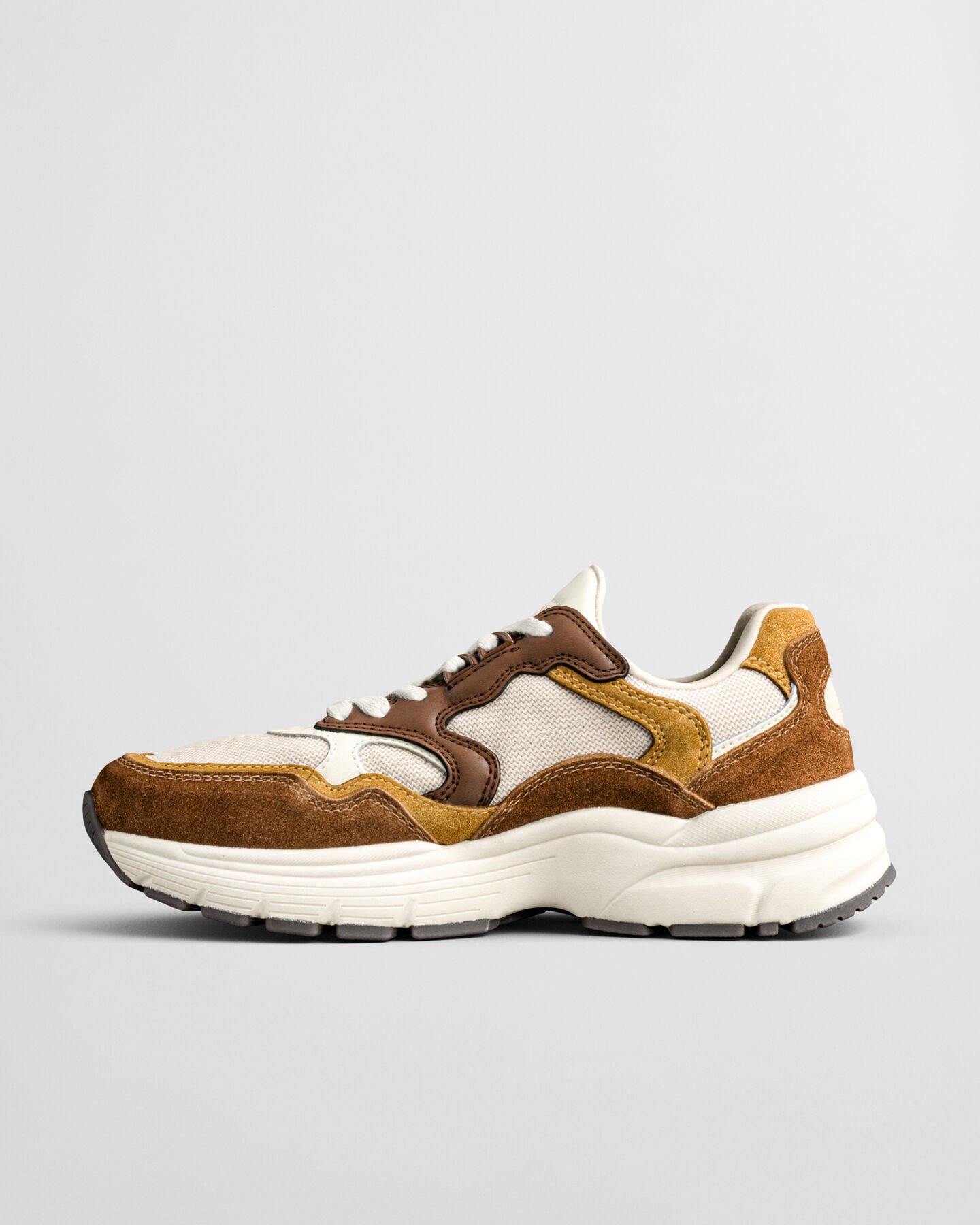 Zapatillas Neuwill de piel y nailon