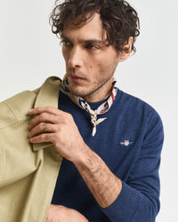 Jersey clásico de algodón con cuello redondo