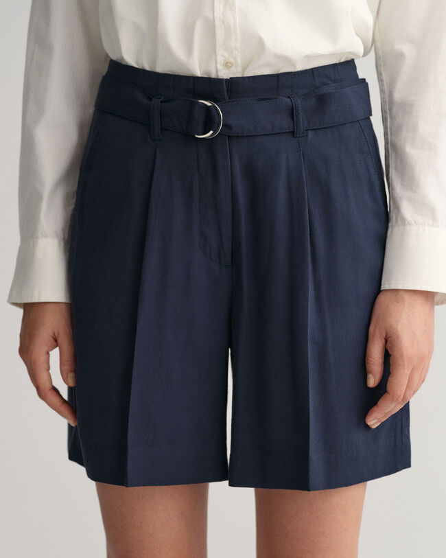 Pantalones cortos Relaxed Fit con cintur&oacute;n