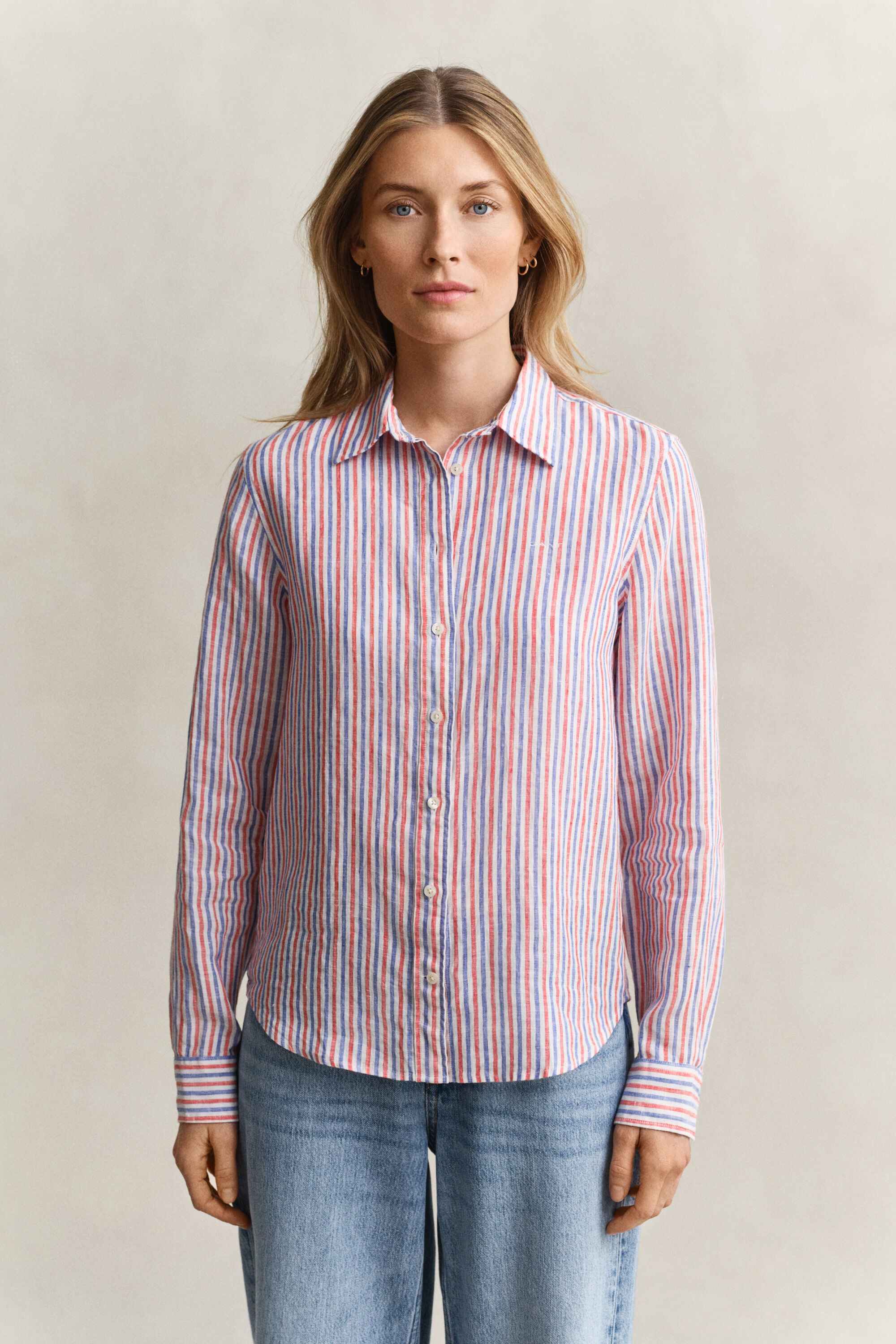 Camisa Regular Fit de lino a rayas