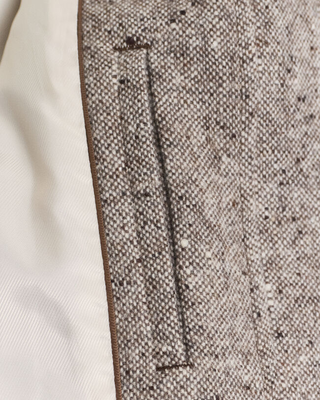 Chaqueta de lana con cuello en contraste