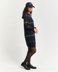 Vestido con cuello redondo y cuadros