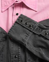 Camisa Relaxed Fit Wrangler x GANT Neon Western