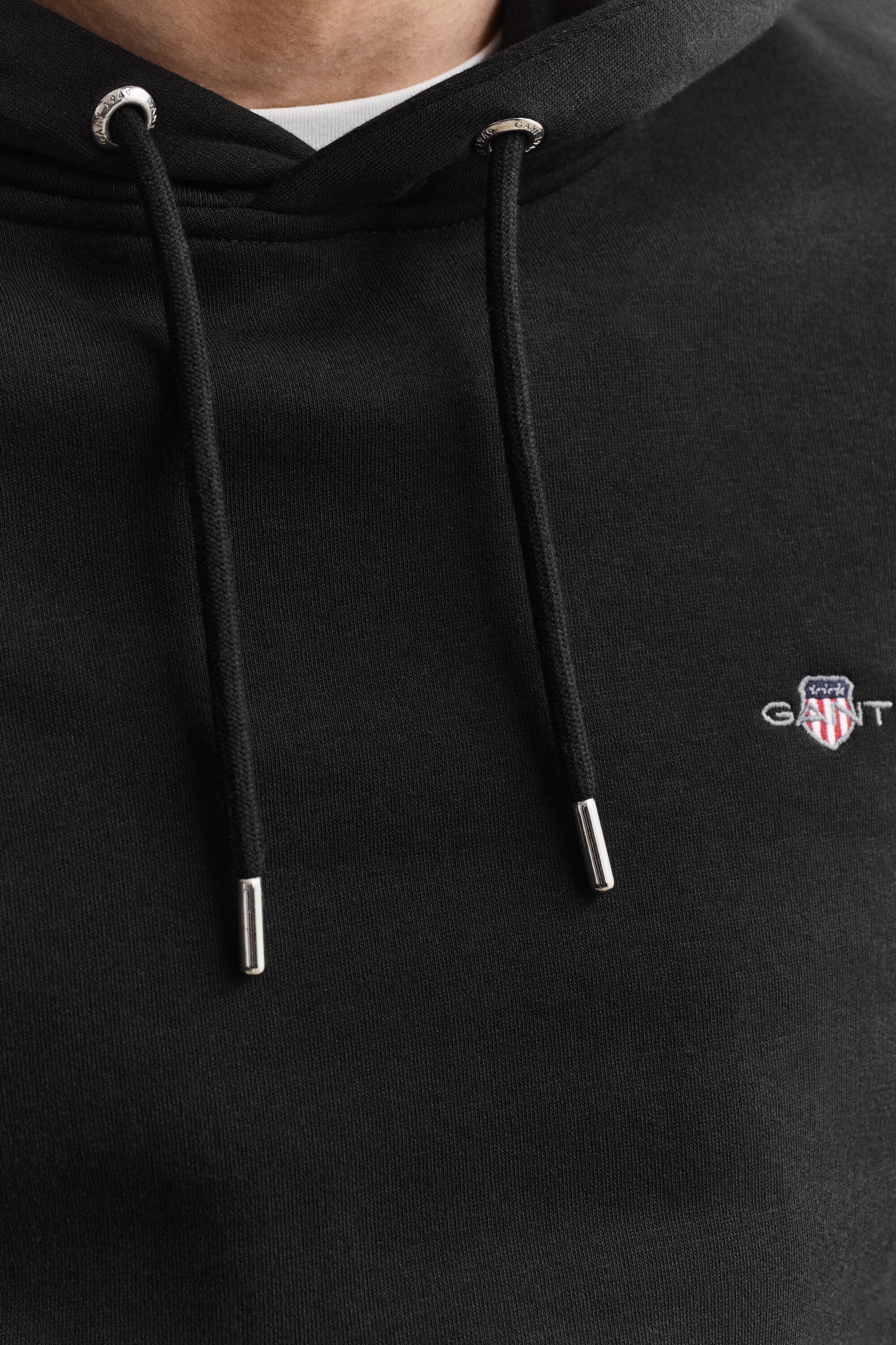 Sudadera con capucha Shield