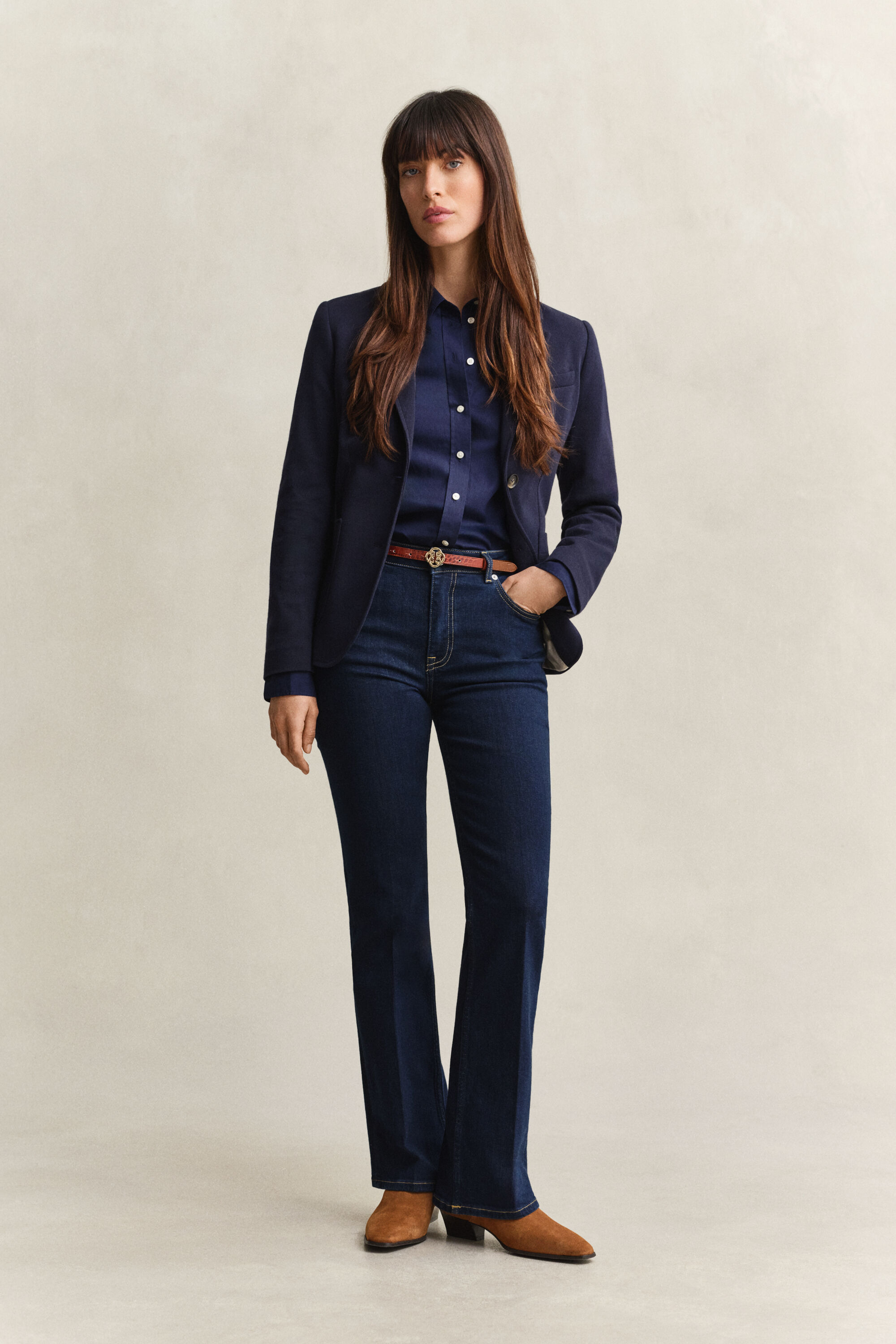 Vaqueros Slim Fit acampanados elásticos