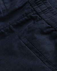 Pantalones cortos con cordón ajustable