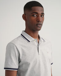 Polo de piqu&eacute; con ribetes con dise&ntilde;o de espiga