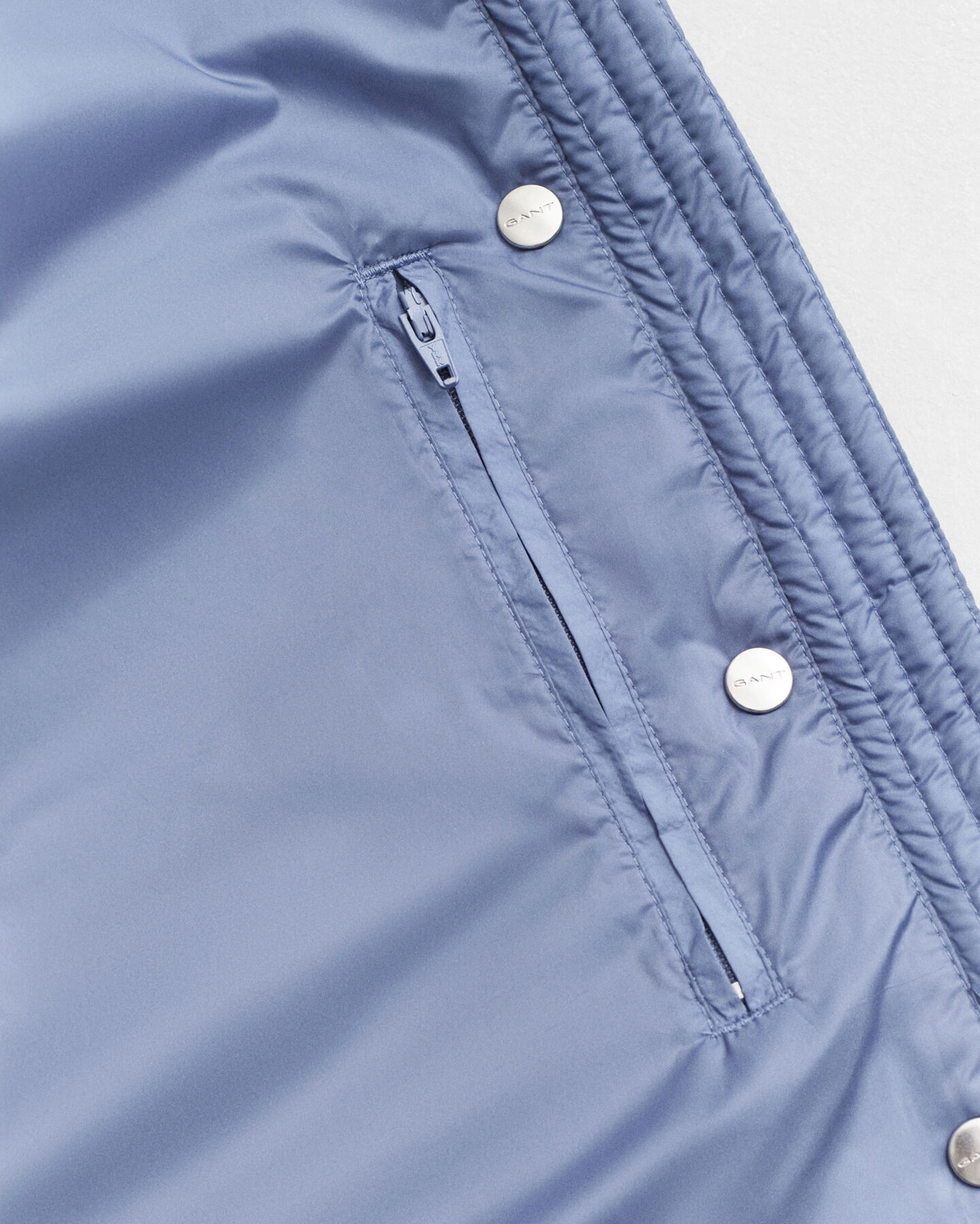 Chaqueta de plumón ligera