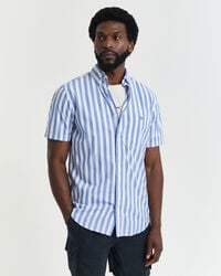 Camisa clásica de manga corta Regular Fit en popelina a rayas