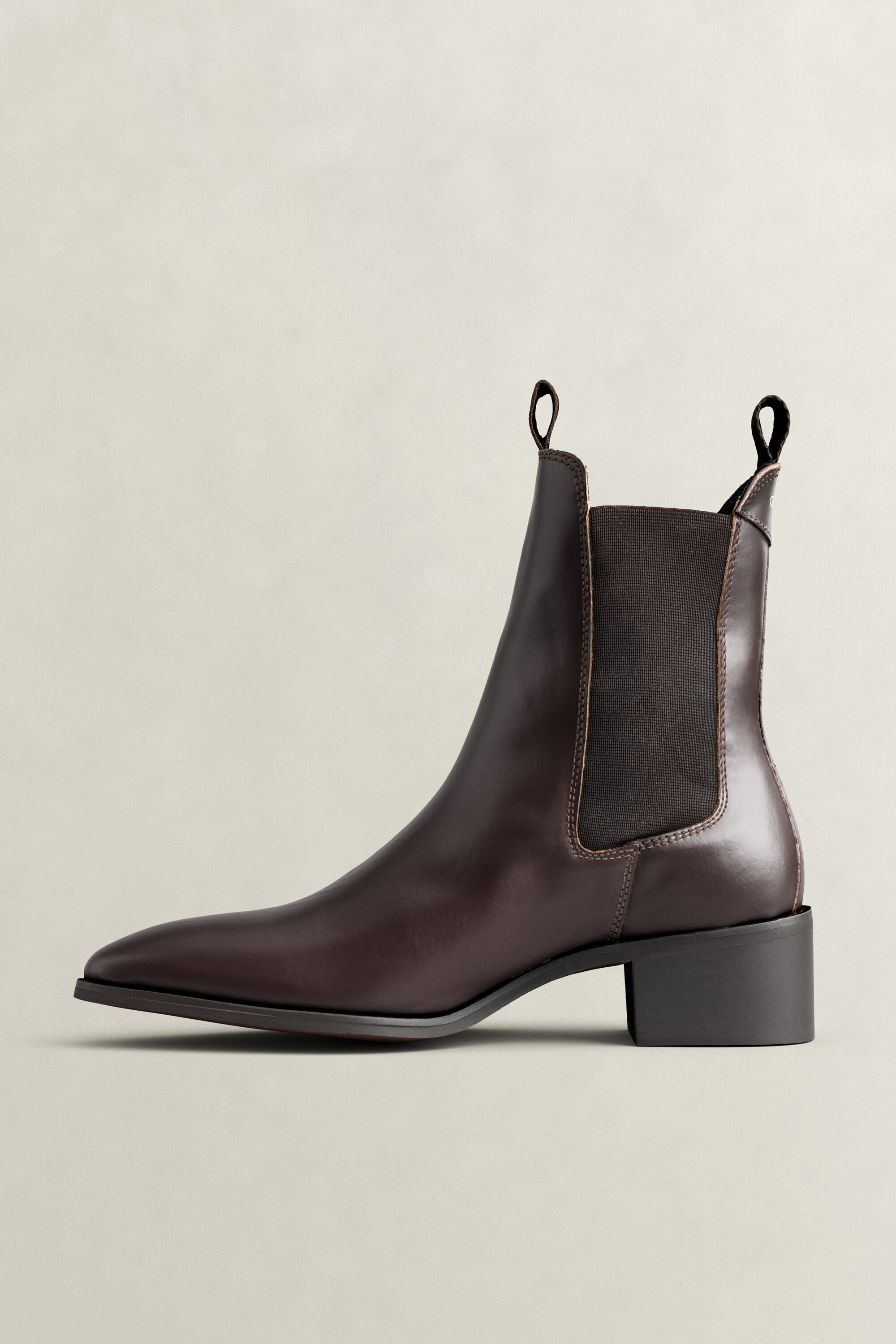 Botines Chelsea St Broomly de piel