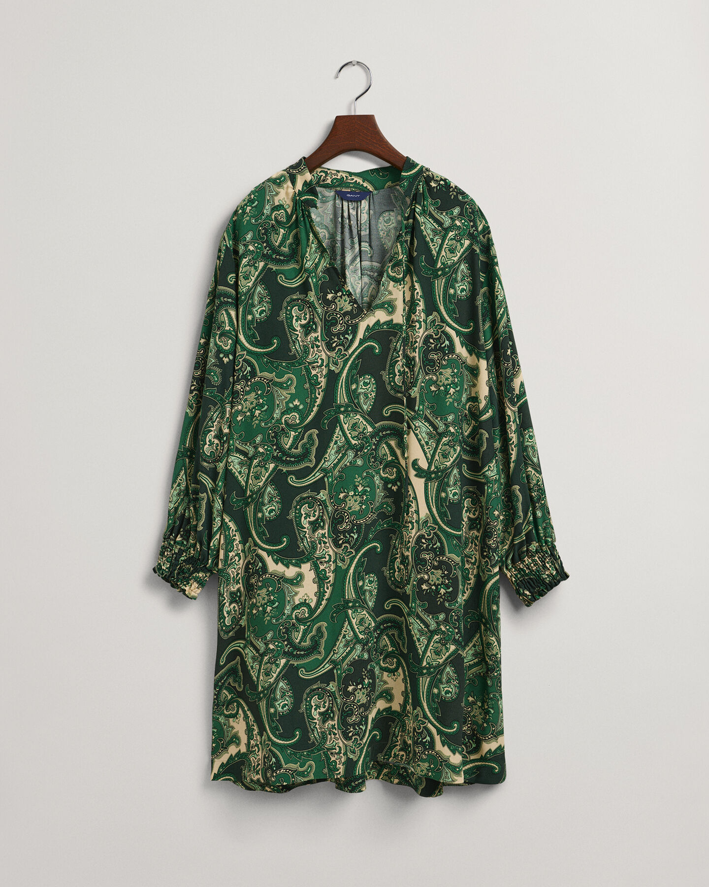 Vestido con cuello recto Paisley