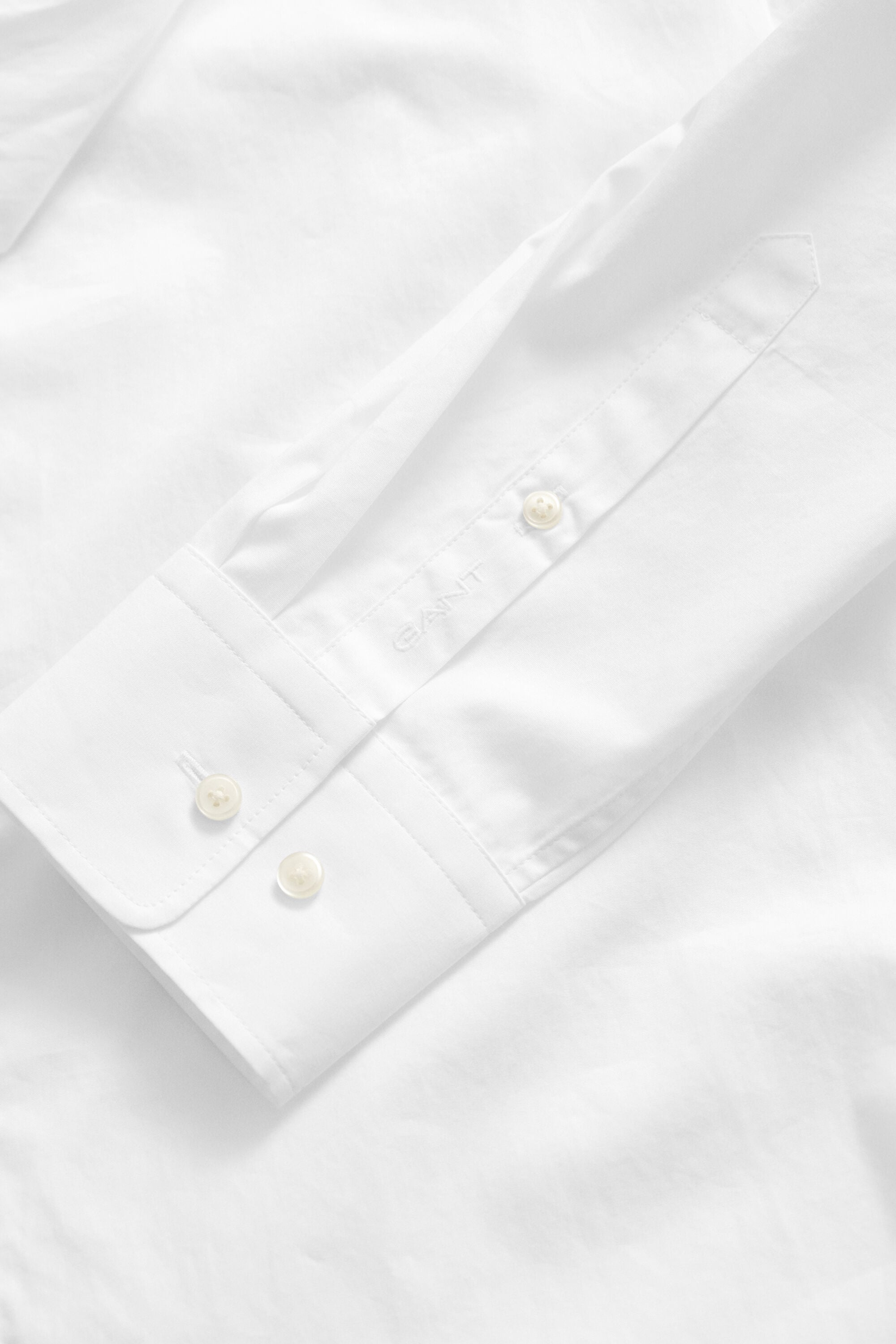 Camisa de popelina con lazada