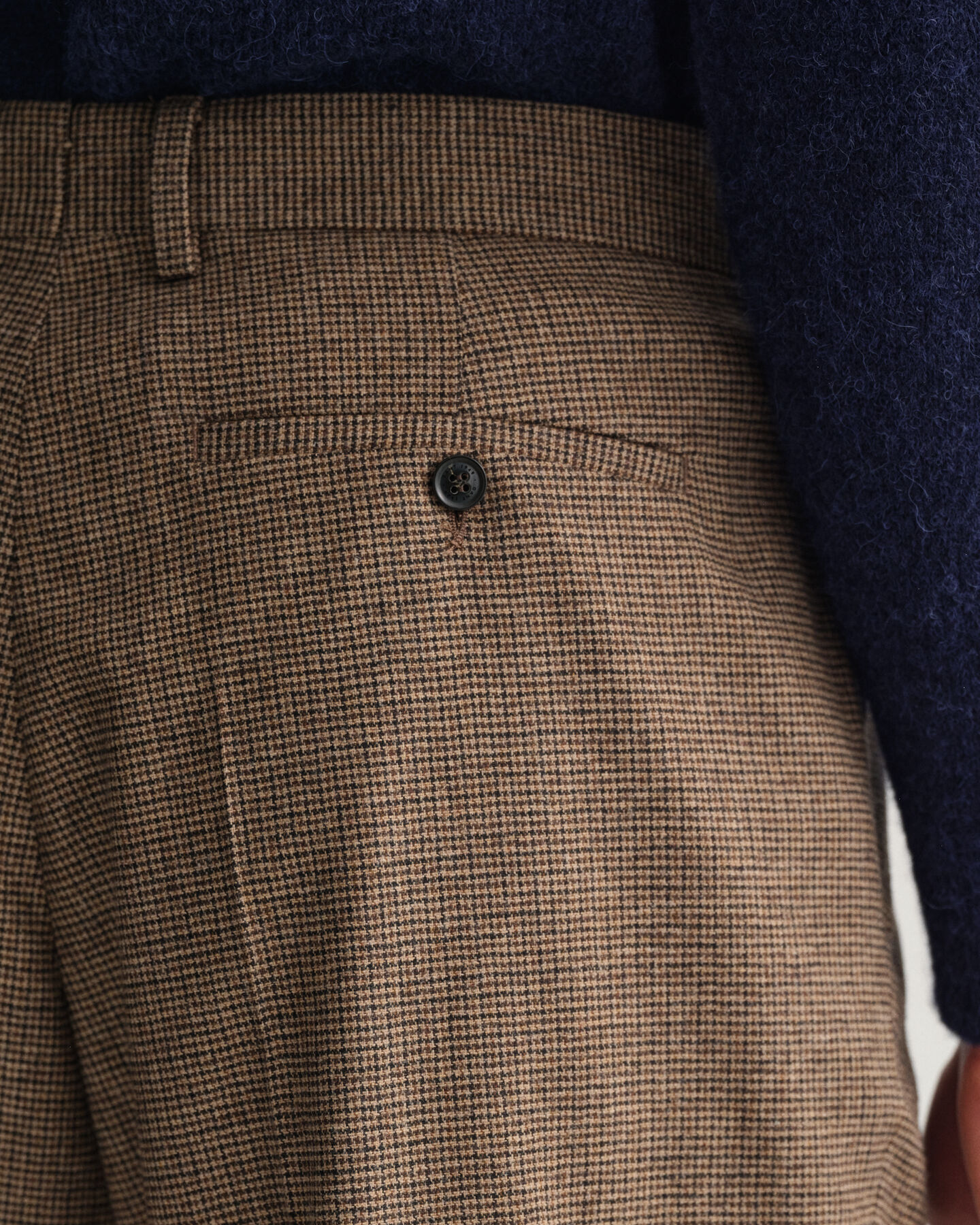 Pantalones de traje con estampado de pata de gallo