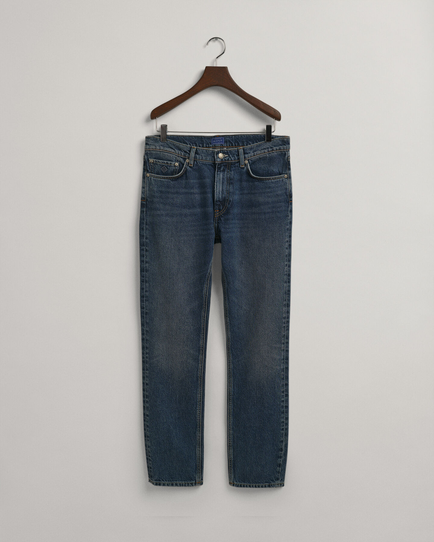 Vaqueros Regular Fit Expressive Wash Arley