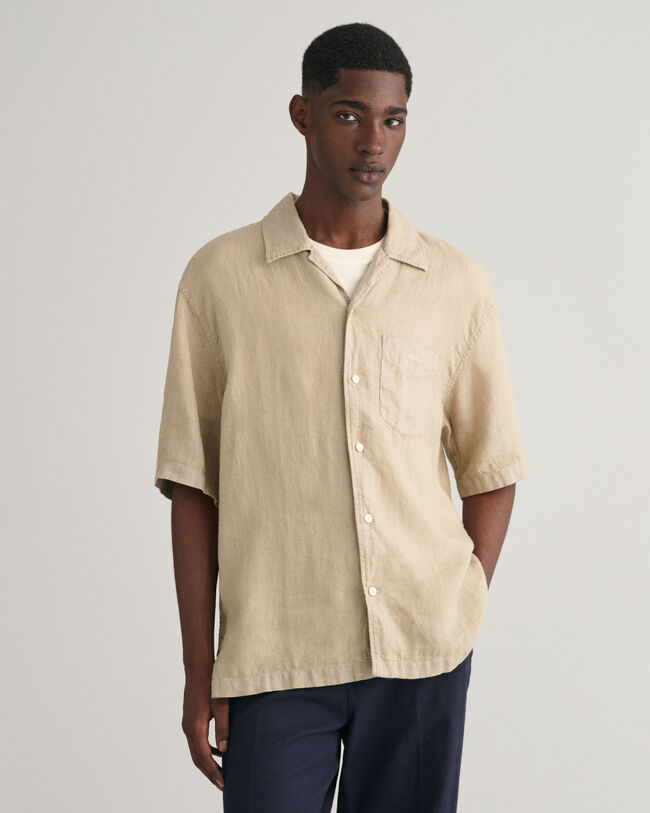 Camisa Relaxed Fit de manga corta y lino te&ntilde;ido en prenda